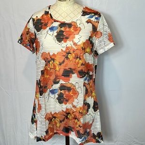 Mirror Image Sheer Floral Short Sleeve Top Size Medium Like New